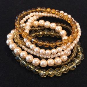 NWOT Stacked Bracelet Set (6 Bracelets)